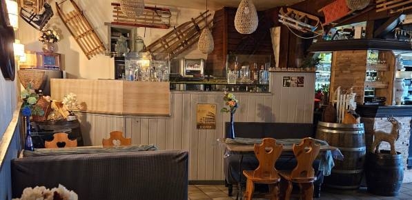 le restaurant - L'Edelweiss - Les Hôpitaux-Neufs - bon restaurant LES HOPITAUX-NEUFS